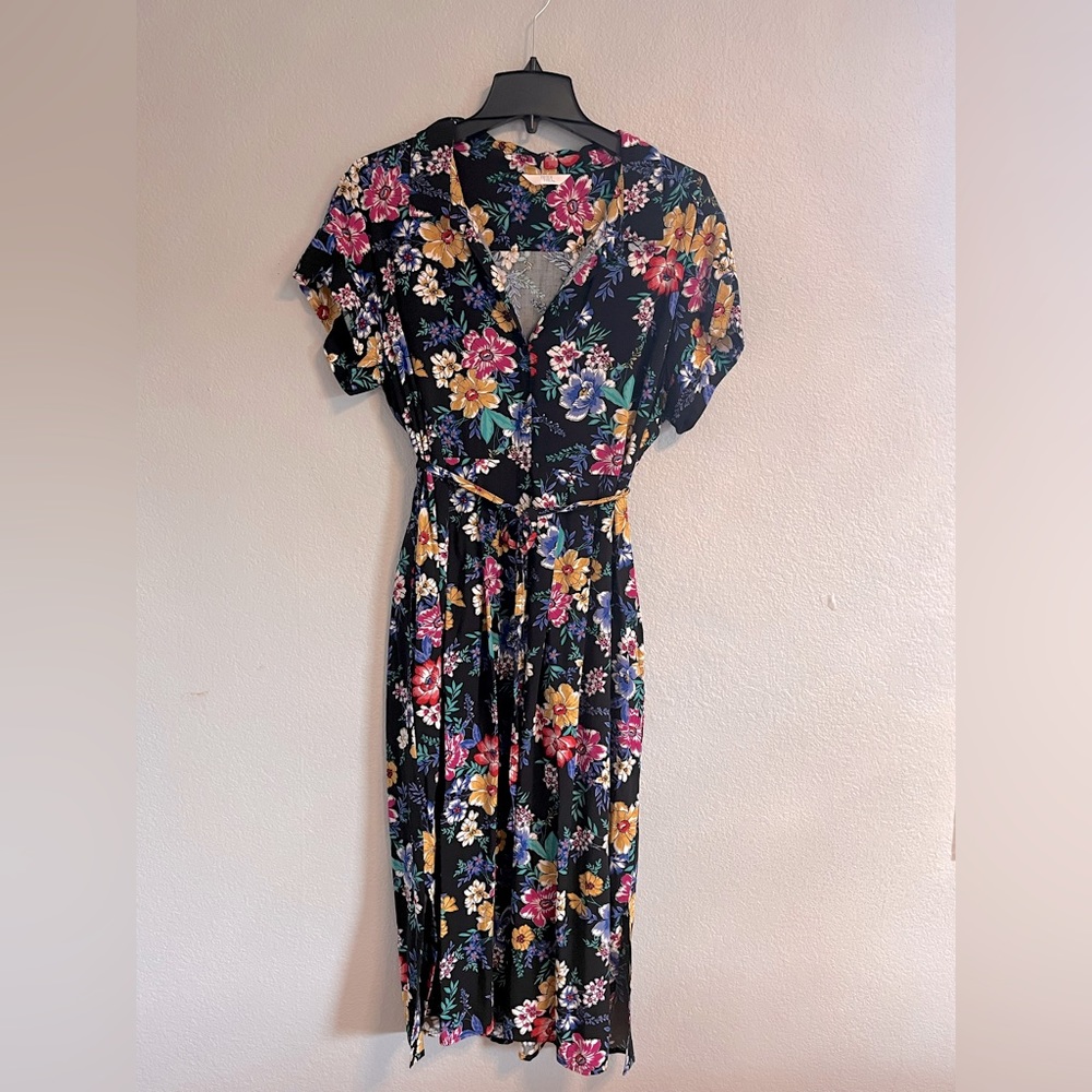 Time and Tru black floral dress